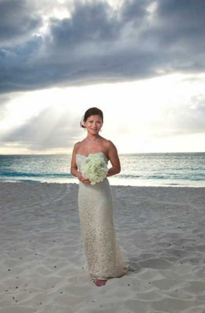 karibik-hochzeit-braut braut-strand-meer